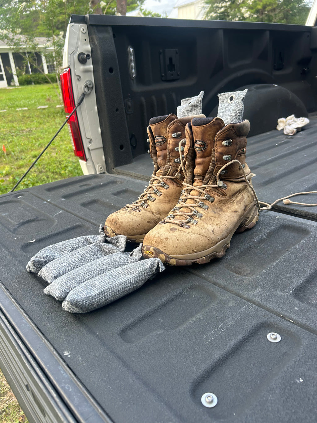 IRONSCENT Boot Odor Kit — 6 Activated Charcoal Inserts